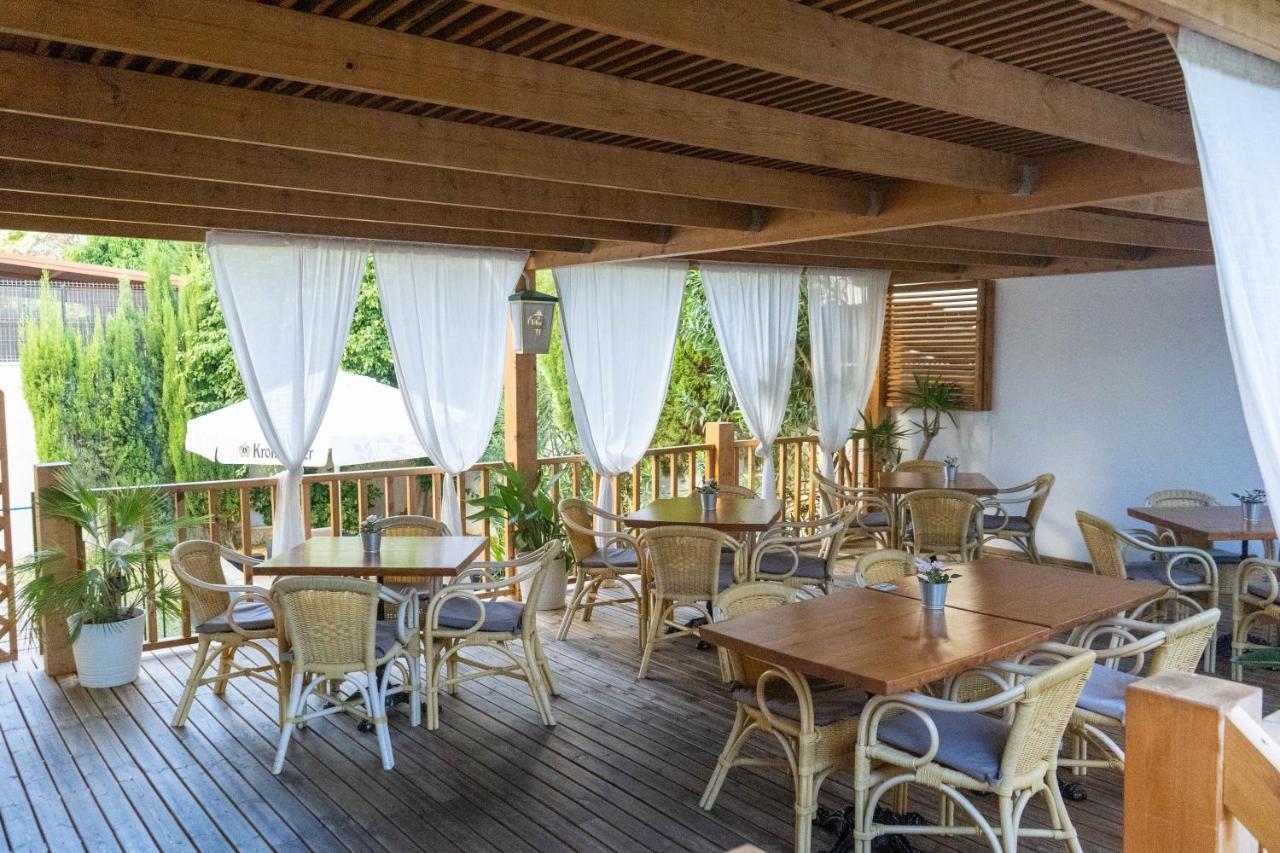 Hotel Coral